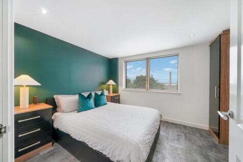 Flat 12, 70 Craven Park - LJAcP4IP50G6u9Qud2l9.jpg