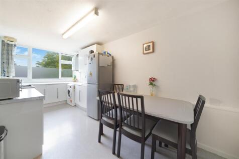 65 Talbot Walk, Church Road - TkiB5D9rxgMYdHZLwvPa