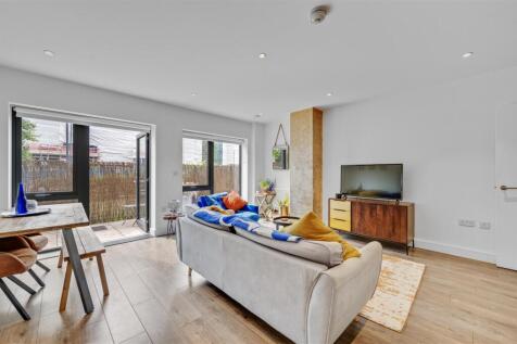 Daniels_1 Canaletto Court, Neasden Lane, NW10 2TS_