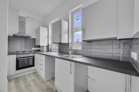 Daniels_93A Oaklands Road_001.jpg