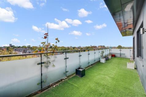 Daniels_74 Craven Park Harlesden,_008.jpg