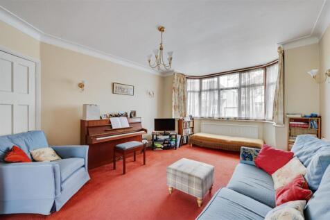 Daniels_107, Fleetwood Road London_001.jpg