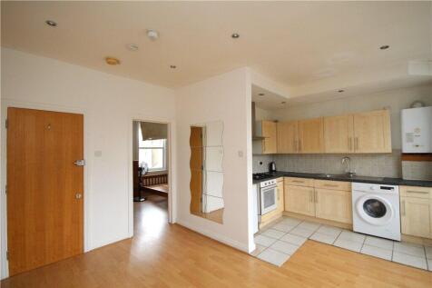 Living Room/Kitchen