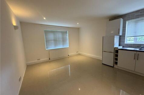 Reception/Kitchen