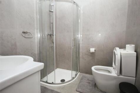 Room 2 Bathroom
