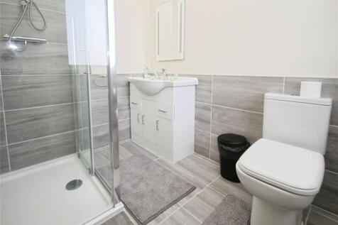 Room 5 Bathroom