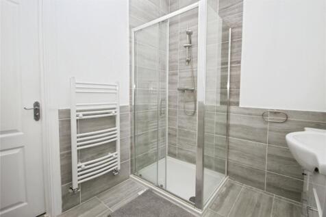 Room 3 Bathroom