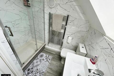 Master En-Suite