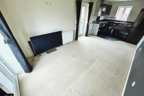 Open Plan Living/Dining/Kitchen