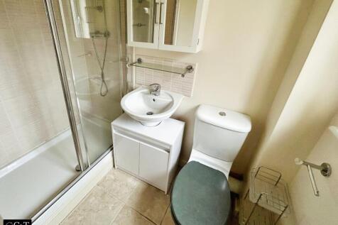 Master En-Suite