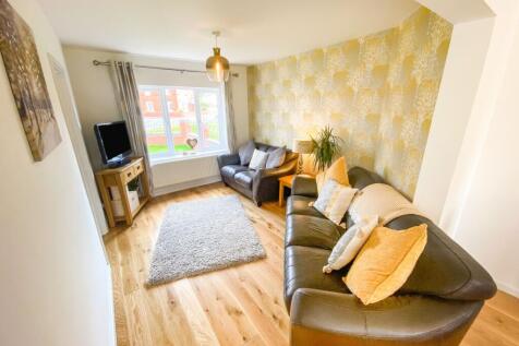Open Plan Living/Dining/Kitchen