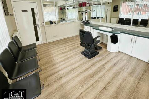 Shop Area - Salon