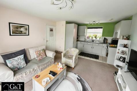 Open Plan Living/Dining/Kitchen