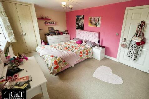 2nd Bedroom