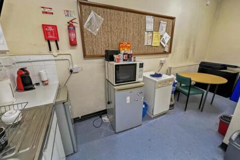 Communal Kitchen