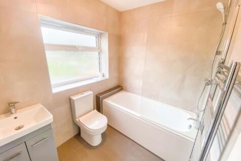 Communal Bathroom 1