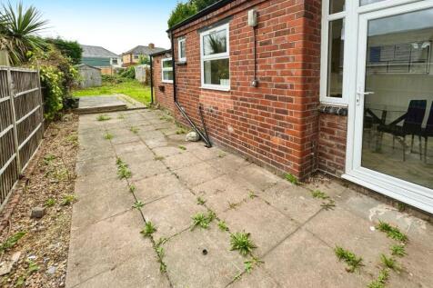 Communal Rear Garden 