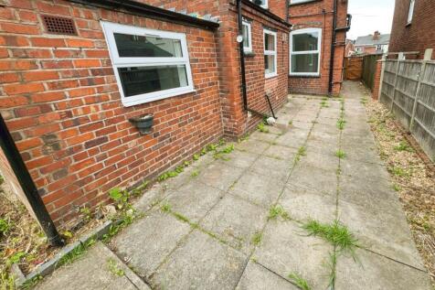 Communal Rear Garden 