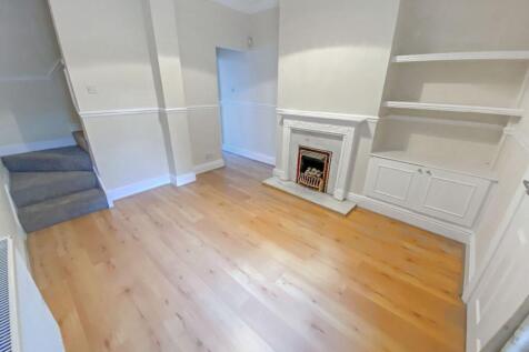 Middle Reception Room 