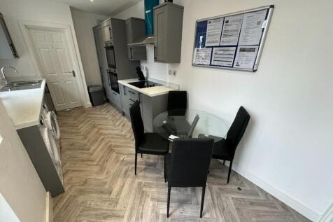 Communal Kitchen/DIner