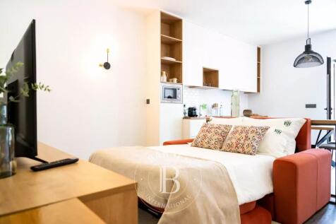 RB VILLAS