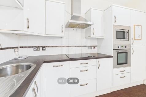 Kitchen &amp; Living area