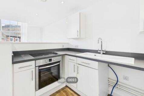 Kitchen &amp; Living area