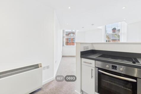 Kitchen &amp; Living area