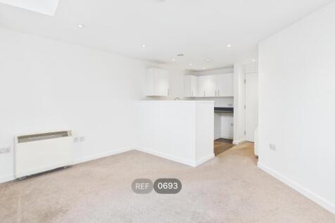 Kitchen &amp; Living area
