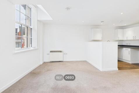Kitchen &amp; Living area