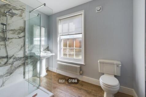En-suite 1