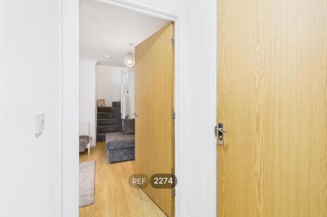 Hallway &amp; WC