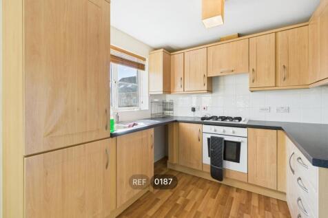Kitchen &amp; Living area