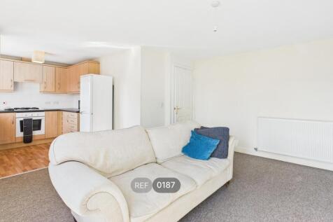 Kitchen &amp; Living area