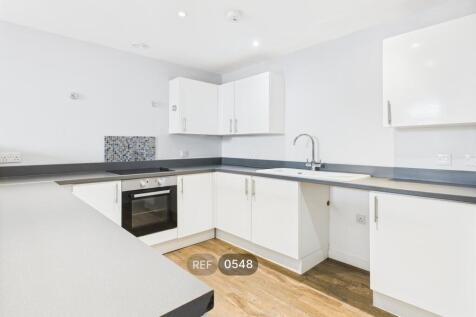 Kitchen &amp; Living area