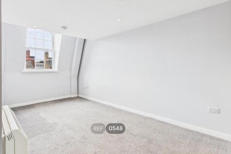 Kitchen &amp; Living area