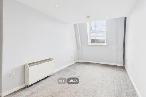 Kitchen &amp; Living area