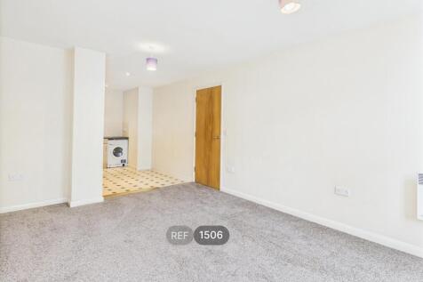 Kitchen &amp; Living area
