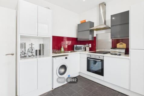 Kitchen &amp; Living area