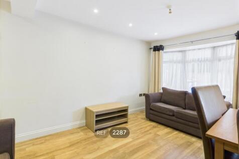 Kitchen &amp; Living area