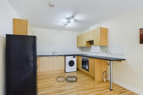 Kitchen &amp; Living area