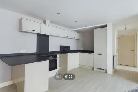 Kitchen &amp; Living area
