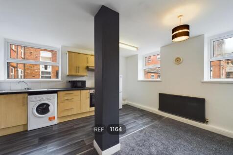 Kitchen &amp; Living area