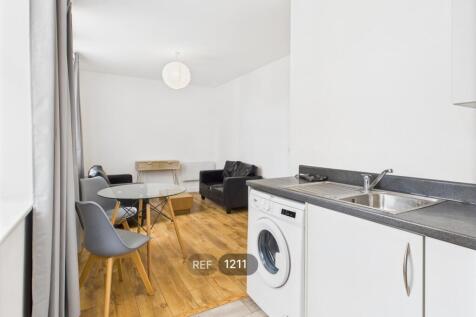 Kitchen / Living area