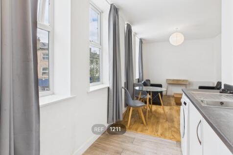Kitchen / Living area