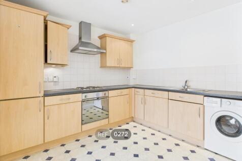 Kitchen &amp; Living area