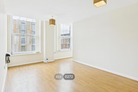 Kitchen &amp; Living area