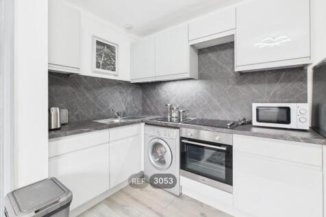 Kitchen/Living area