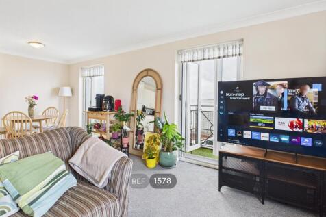 Kitchen/Dining/Living area
