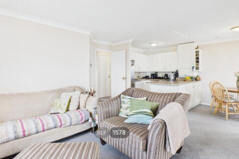 Kitchen/Dining/Living area
